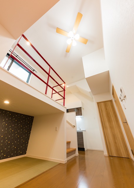 投資アパート RadIAnce神宮前10