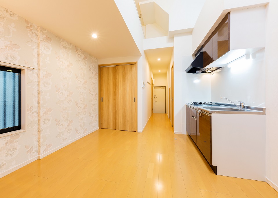 投資アパート RadIAnce神宮前16