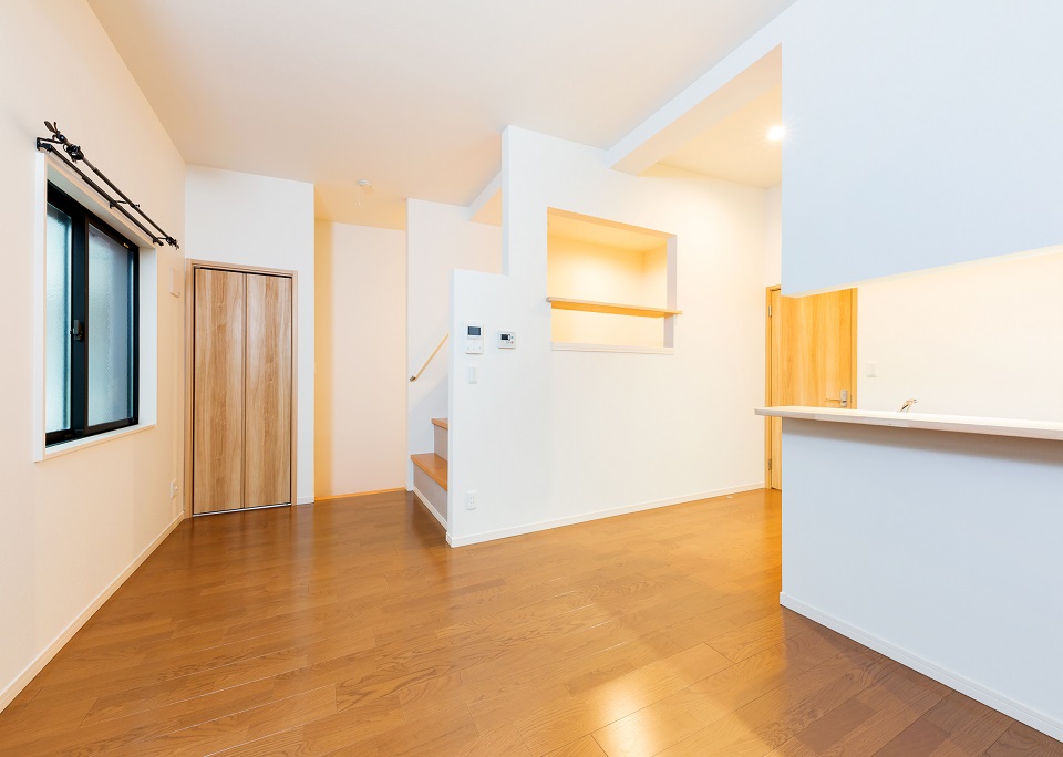 投資アパート RadIAnce神宮前25