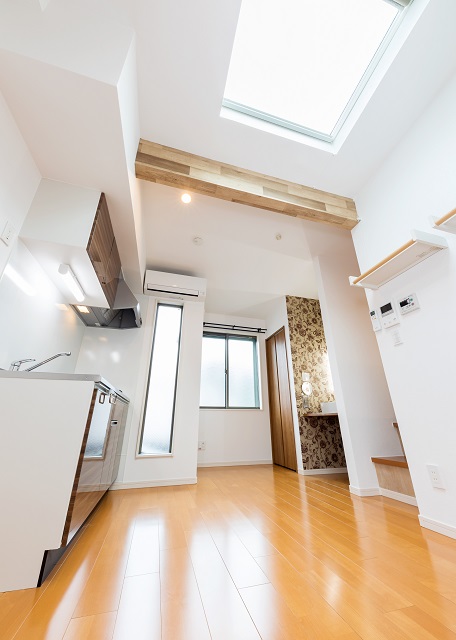 投資アパート RadIAnce向陽25