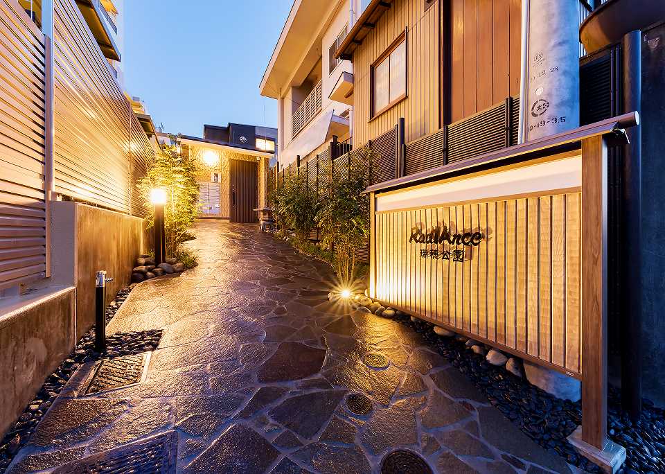 投資アパート RadIAnce瑞穂公園1
