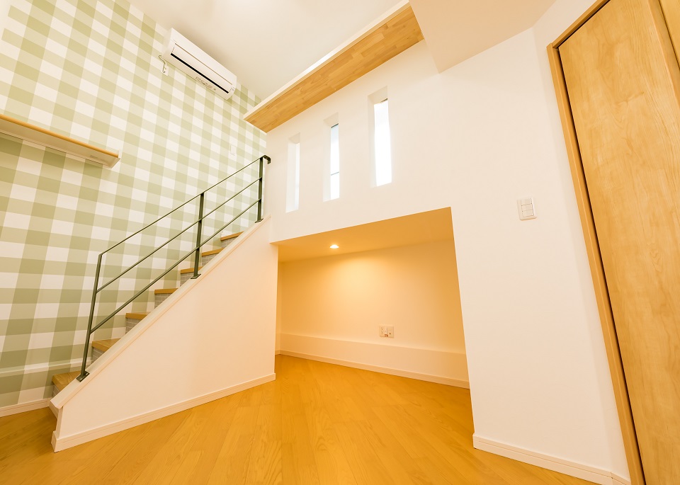 投資アパート RadIAnce氷室16